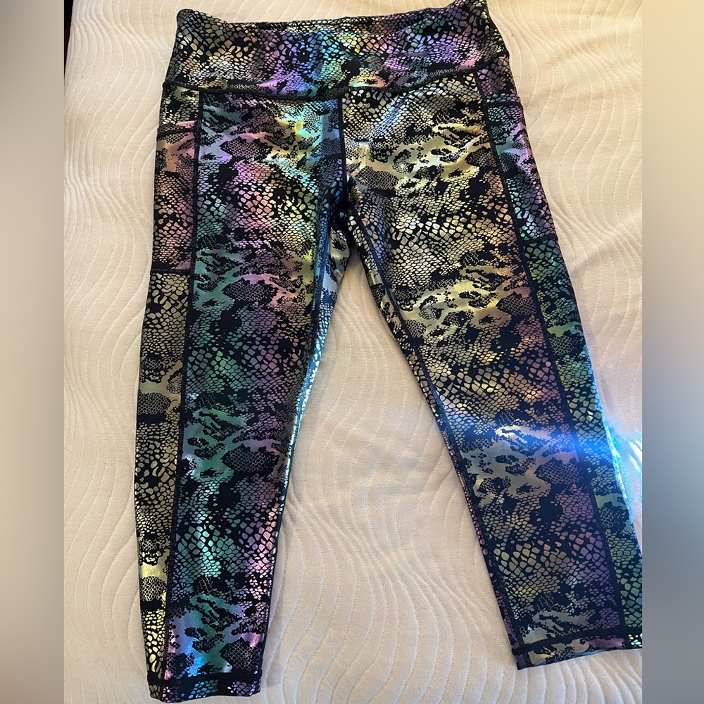 Constantly Varied Gear CVG Glisten Hear Capri Leggings Women’s XL